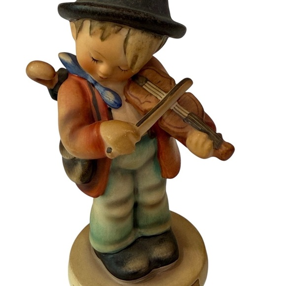 Hummel Little Fiddler 5 inch West Germany # 4 Fiddler Umbrella Vintage with hat - Picture 5 of 6